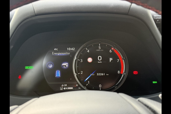 Lexus UX 250h F Sport Line | Facelift, Head up display, Blind Spot, 18 inch, Parkeersensoren, Stoel + Stuurverwarming, Groot scherm