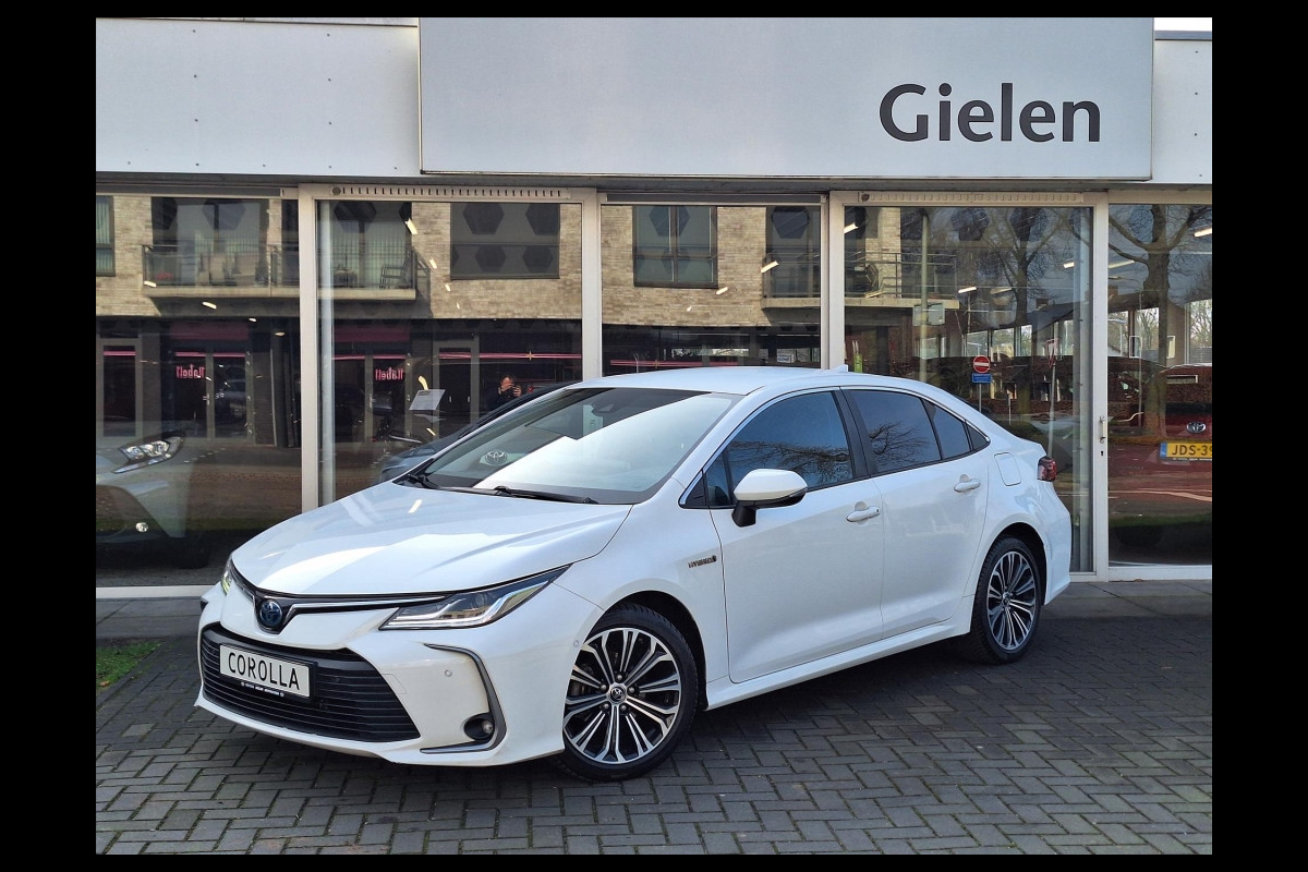 Toyota Corolla Sedan 1.8 Hybrid Style | Parkeersensoren, Navigatie, Keyless