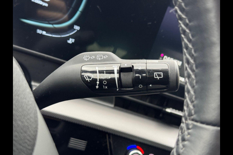 Kia Sportage 1.6 T-GDi MHEV DynamicLine | Stoel + Stuurverwarming, Parkeersensoren, Groot scherm, Adaptive cruise control, 1.650KG Trekgewich