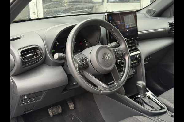Toyota Yaris Cross 1.5 Hybrid First Edition Plus | Parkeersensoren, Stoel + Stuurverwarming, Groot scherm, Keyless, 17 inch