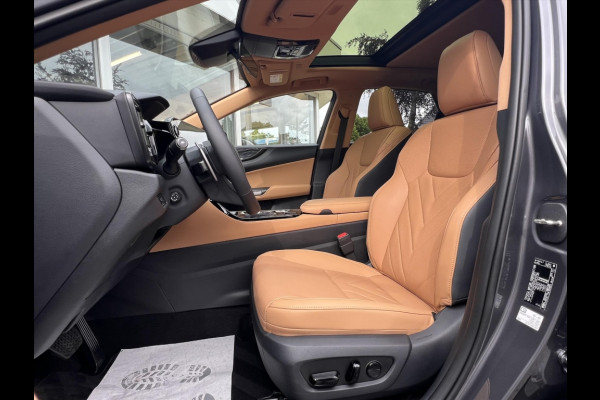 Lexus NX 450h+ Executive Line | Panoramadak, Head up display, 18 inch, Leer, Geheugenfunctie, 360 camera, Stoelventilatie