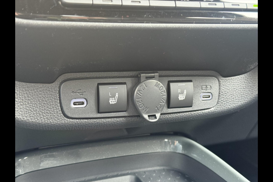 Toyota Aygo X 1.5 Hybrid Pulse Plus | Tarragon, Bi-Tone, Stoelverwarming, Climate control, Startknop, LED, 17 inch