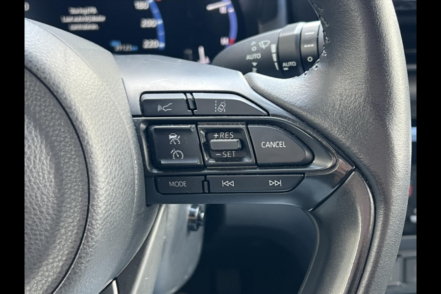 Toyota Yaris Cross 1.5 Hybrid Dynamic Plus | Dodehoekherkenning, Parkeersensoren, Stoel + Stuurverwarming, , Keyless, 17 inch, Smart connect