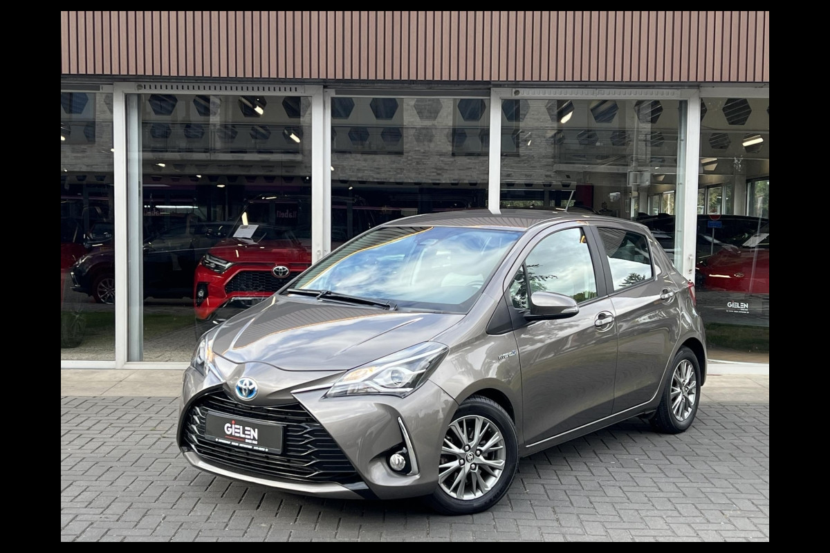 Toyota Yaris 1.5 Hybrid Dynamic | Stoelverwarming, Lichtmetalen velgen, Cruise control, Safety sense, Parkeercamera