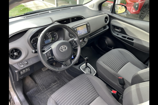 Toyota Yaris 1.5 Hybrid Dynamic | Stoelverwarming, Lichtmetalen velgen, Cruise control, Safety sense, Parkeercamera