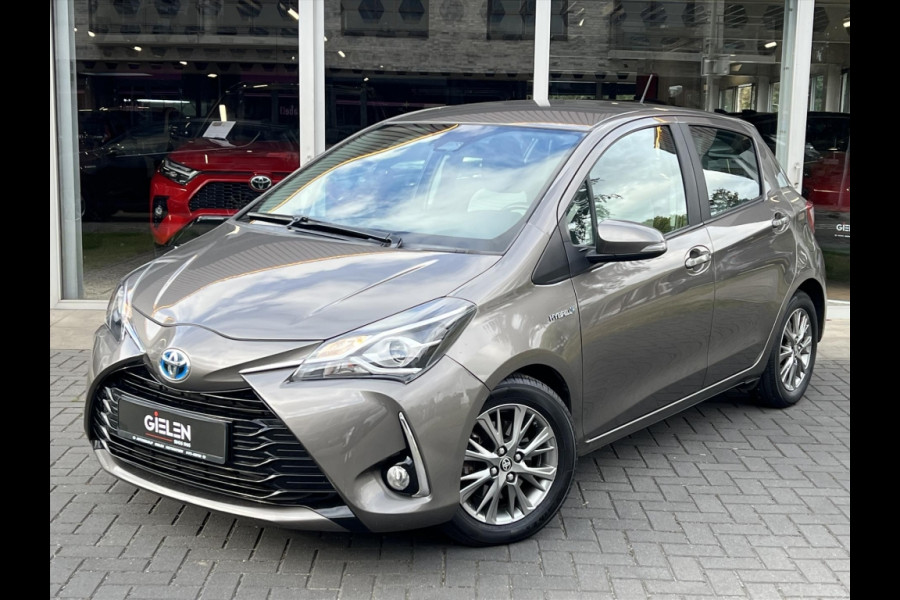 Toyota Yaris 1.5 Hybrid Dynamic | Stoelverwarming, Lichtmetalen velgen, Cruise control, Safety sense, Parkeercamera