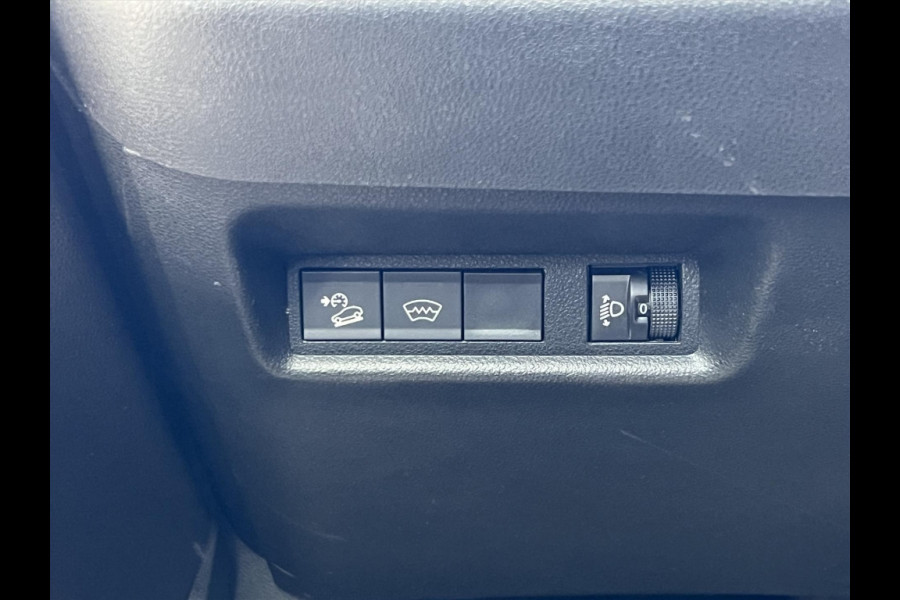 Jeep Avenger 1.2T 100pk Altitude | JBL, Dodehoekherkenning, Keyless, Startknop, Parkeersensoren, Camera, Adaptive cruise control