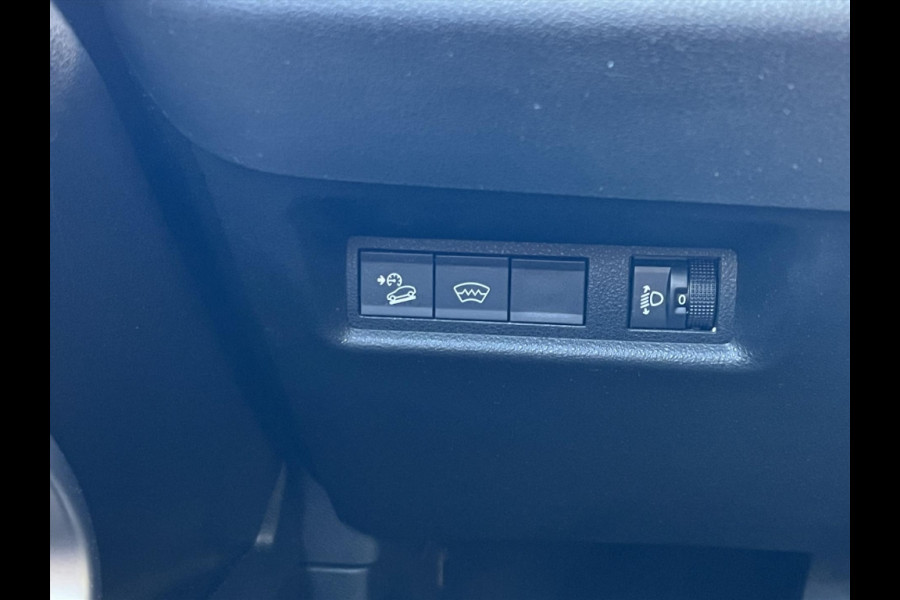 Jeep Avenger 1.2T 100pk Altitude | JBL, Dodehoekherkenning, Keyless, Startknop, Parkeersensoren, Camera, Adaptive cruise control