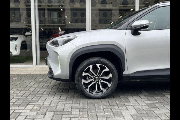 Toyota Yaris Cross 1.5 Hybrid 116 Dynamic Plus | Stoel + Stuurverwarming, Smart Connect, 17 inch, Keyless, LED
