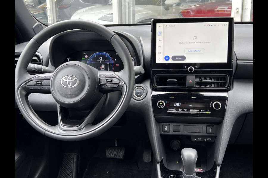 Toyota Yaris Cross 1.5 Hybrid 116 Dynamic Plus | Stoel + Stuurverwarming, Smart Connect, 17 inch, Keyless, LED