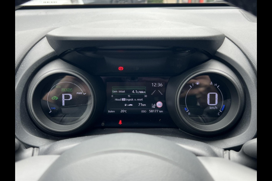 Toyota Yaris 1.5 Hybrid First Edition | Eerste eigenaar, Lichtmetalen velgen, Keyless, Startknop, Apple CarPlay/Android Auto