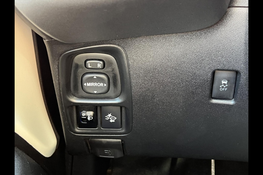 Toyota Aygo 1.0 VVT-i X-joy | Apple CarPlay/Android Auto, Airco, Lichtmetalen velgen, Safety Sense, Mistlampen