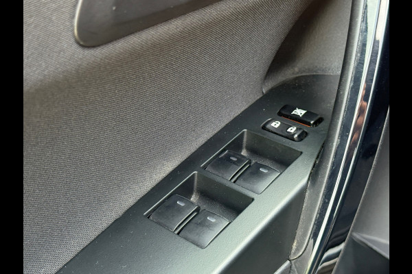 Toyota Auris 1.8 Hybrid Dynamic Navi|Camera|Dealer onderhouden