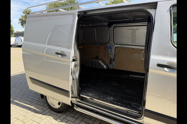Ford Transit Custom 280 2.0 TDCI L1H1 Trend / euro 6 / bpm vrij / vaste prijs rijklaar € 13.950 ex btw / wordt afgeleverd met nieuwe distributie riem / airco / cruise / camera / imperial