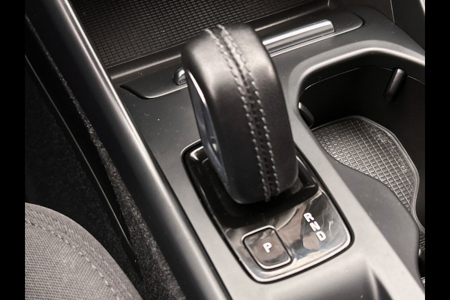 Volvo XC40 1.5 T4 Recharge R-Design Expression | Apple/Carplay | Camera | Elek. Kofferklep | Climate/Control | Cruise/Control |