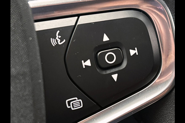 Volvo XC40 1.5 T4 Recharge R-Design Expression | Apple/Carplay | Camera | Elek. Kofferklep | Climate/Control | Cruise/Control |