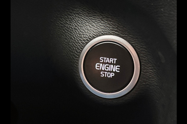 Volvo XC40 1.5 T4 Recharge R-Design Expression | Apple/Carplay | Camera | Elek. Kofferklep | Climate/Control | Cruise/Control |