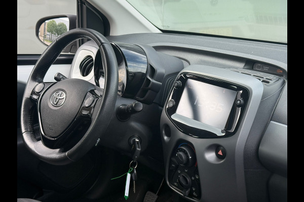 Toyota Aygo 1.0 VVT-i x-play Navi|Camera|Carplay