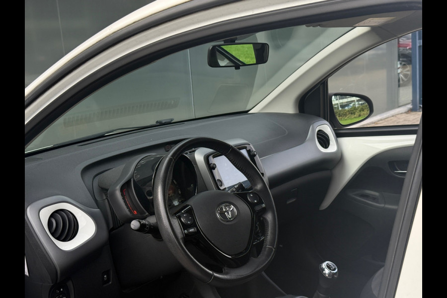 Toyota Aygo 1.0 VVT-i x-play Navi|Camera|Carplay