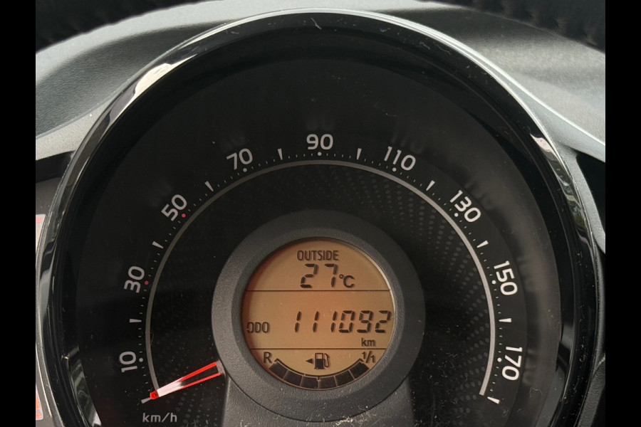 Toyota Aygo 1.0 VVT-i x-play Navi|Camera|Carplay