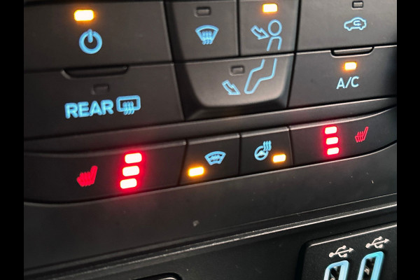 Ford EcoSport 1.0 EcoBoost ST-Line | Carplay | Stoel/Stuur Verwarming | Camera | PDC | Cruise/Control | Climate /Control |