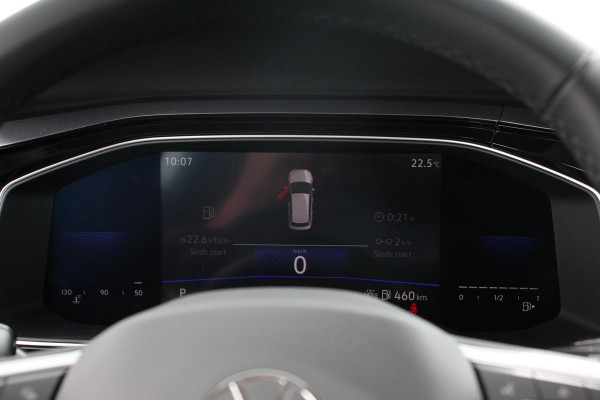 Volkswagen Polo 1.0 TSI DSG Style Navigatie Climate Control Cruise control adaptive Parkeer sensoren Led Dab Lichtmetalen Velgen Digitale Cockpit