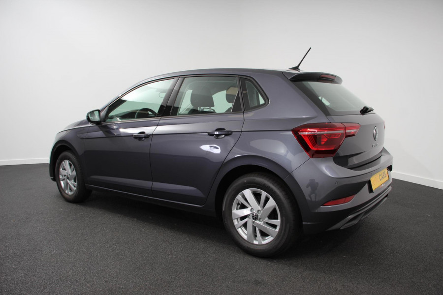 Volkswagen Polo 1.0 TSI DSG Style Navigatie Climate Control Cruise control adaptive Parkeer sensoren Led Dab Lichtmetalen Velgen Digitale Cockpit