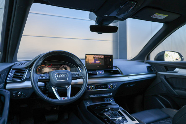 Audi Q5 50 TFSI e S edition | BTW | 21 INCH | LEDER | ELEK.TREKHAAK | SOH 87% | STOELVERWARMING |