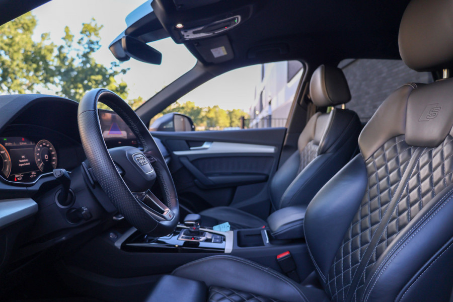 Audi Q5 50 TFSI e S edition | BTW | 21 INCH | LEDER | ELEK.TREKHAAK | SOH 87% | STOELVERWARMING |