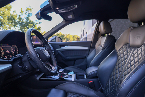 Audi Q5 50 TFSI e S edition | BTW | 21 INCH | LEDER | ELEK.TREKHAAK | SOH 87% | STOELVERWARMING |