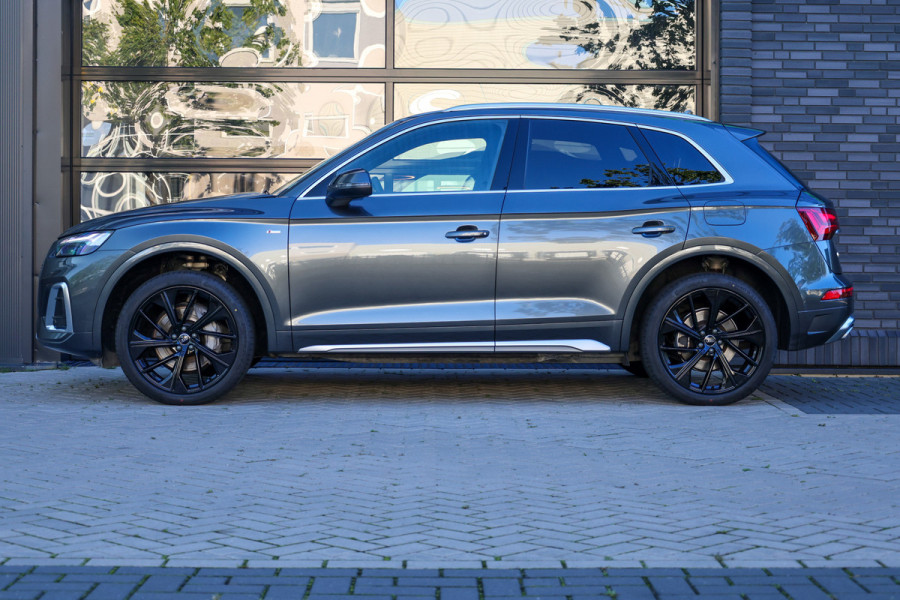 Audi Q5 50 TFSI e S edition | BTW | 21 INCH | LEDER | ELEK.TREKHAAK | SOH 87% | STOELVERWARMING |