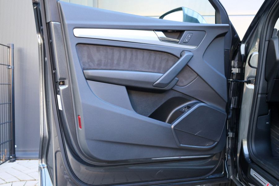 Audi Q5 50 TFSI e S edition | BTW | 21 INCH | LEDER | ELEK.TREKHAAK | SOH 87% | STOELVERWARMING |