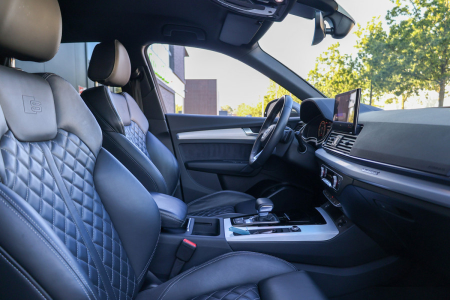 Audi Q5 50 TFSI e S edition | BTW | 21 INCH | LEDER | ELEK.TREKHAAK | SOH 87% | STOELVERWARMING |