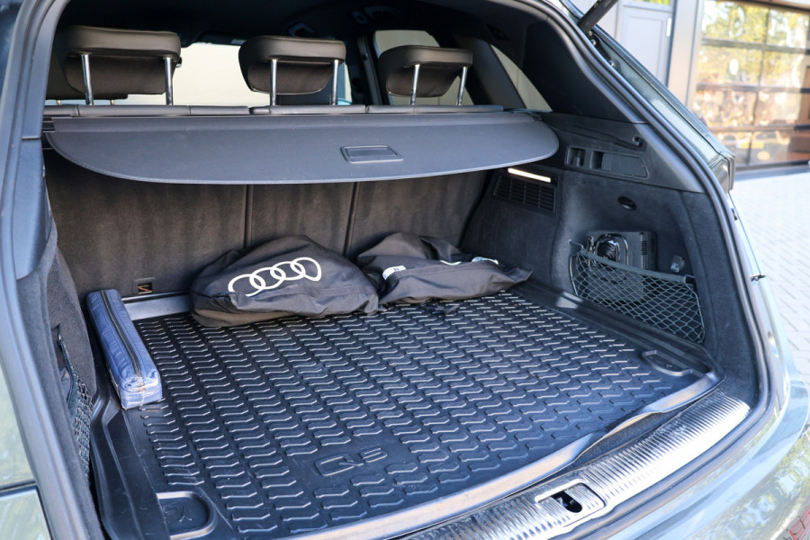 Audi Q5 50 TFSI e S edition | BTW | 21 INCH | LEDER | ELEK.TREKHAAK | SOH 87% | STOELVERWARMING |