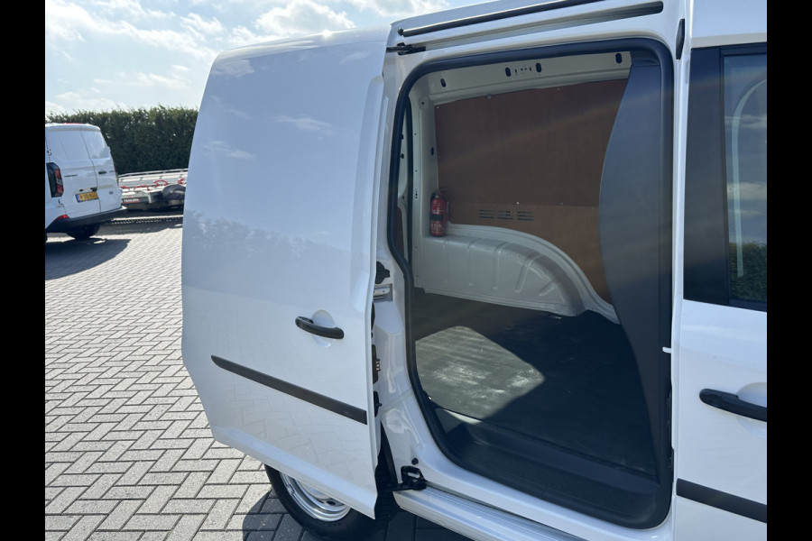 Volkswagen Caddy 2.0 TDI EURO 6 / L1H1 / UNIEK 29.543 KM NAP !! / 1e EIGENAAR / AIRCO / NAVI / APPLE CARPLAY / ANDROID AUTO
