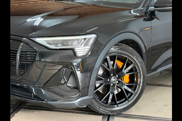Audi e-tron 55 quattro S Black edition 95 kWh | 408PK | Pano | Ambient | Trekhaak | 21” | Matrix LED | 360° | Luchtvering |