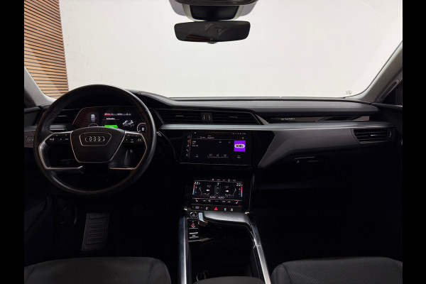 Audi e-tron 55 quattro S Black edition 95 kWh | 408PK | Pano | Ambient | Trekhaak | 21” | Matrix LED | 360° | Luchtvering |