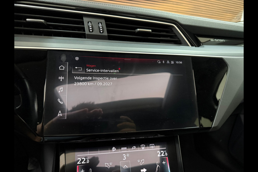 Audi e-tron 55 quattro S Black edition 95 kWh | 408PK | Pano | Ambient | Trekhaak | 21” | Matrix LED | 360° | Luchtvering |