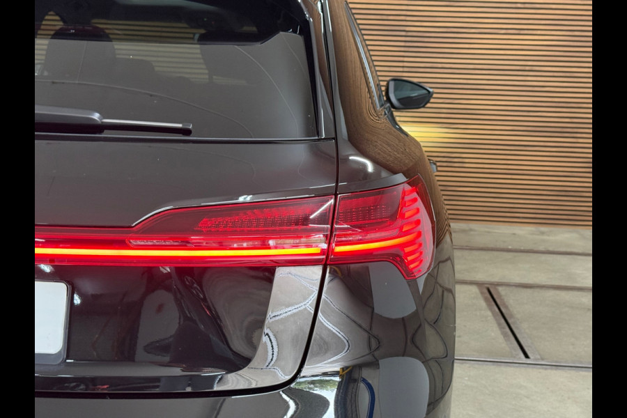 Audi e-tron 55 quattro S Black edition 95 kWh | 408PK | Pano | Ambient | Trekhaak | 21” | Matrix LED | 360° | Luchtvering |