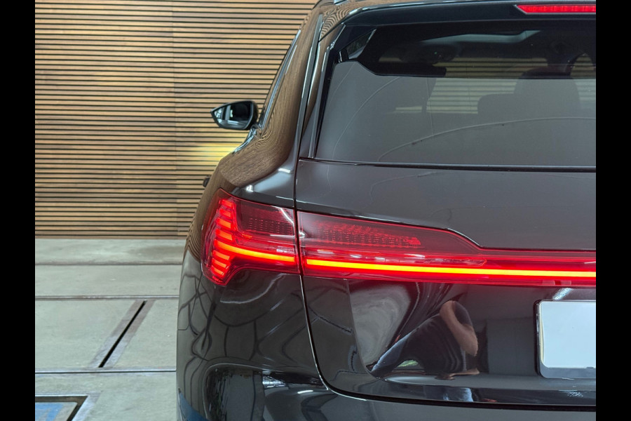 Audi e-tron 55 quattro S Black edition 95 kWh | 408PK | Pano | Ambient | Trekhaak | 21” | Matrix LED | 360° | Luchtvering |