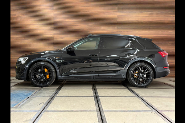 Audi e-tron 55 quattro S Black edition 95 kWh | 408PK | Pano | Ambient | Trekhaak | 21” | Matrix LED | 360° | Luchtvering |