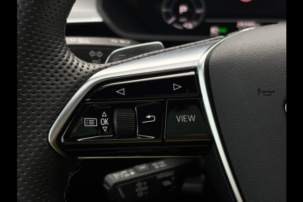 Audi e-tron Sportback 55 quattro S edition 95 kWh (NL-auto,Dealer OndH, Panorama, B&O, Camera, PDC, StoelV, Carplay, Etc)