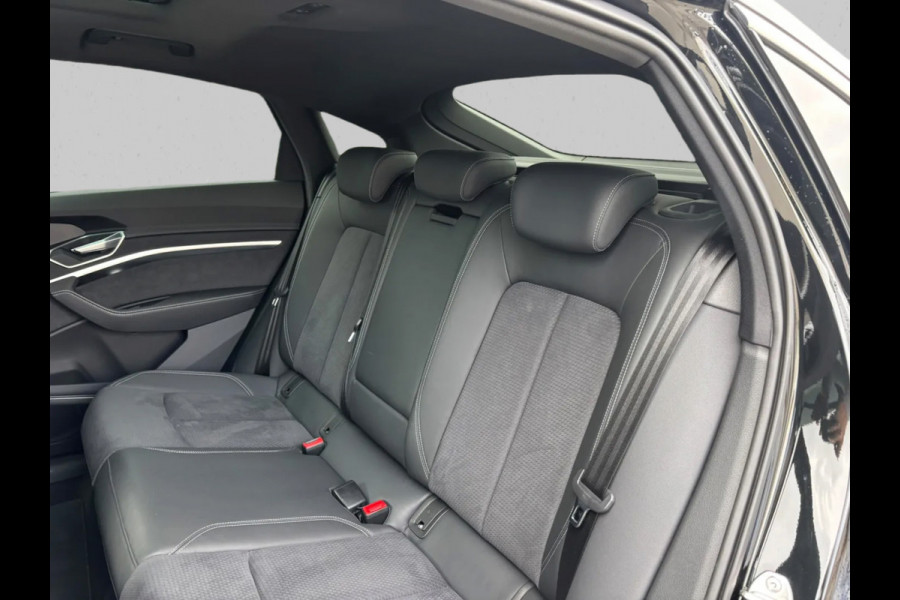 Audi e-tron Sportback 55 quattro S edition 95 kWh (NL-auto,Dealer OndH, Panorama, B&O, Camera, PDC, StoelV, Carplay, Etc)