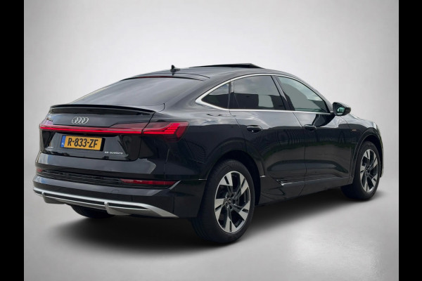 Audi e-tron Sportback 55 quattro S edition 95 kWh (NL-auto,Dealer OndH, Panorama, B&O, Camera, PDC, StoelV, Carplay, Etc)