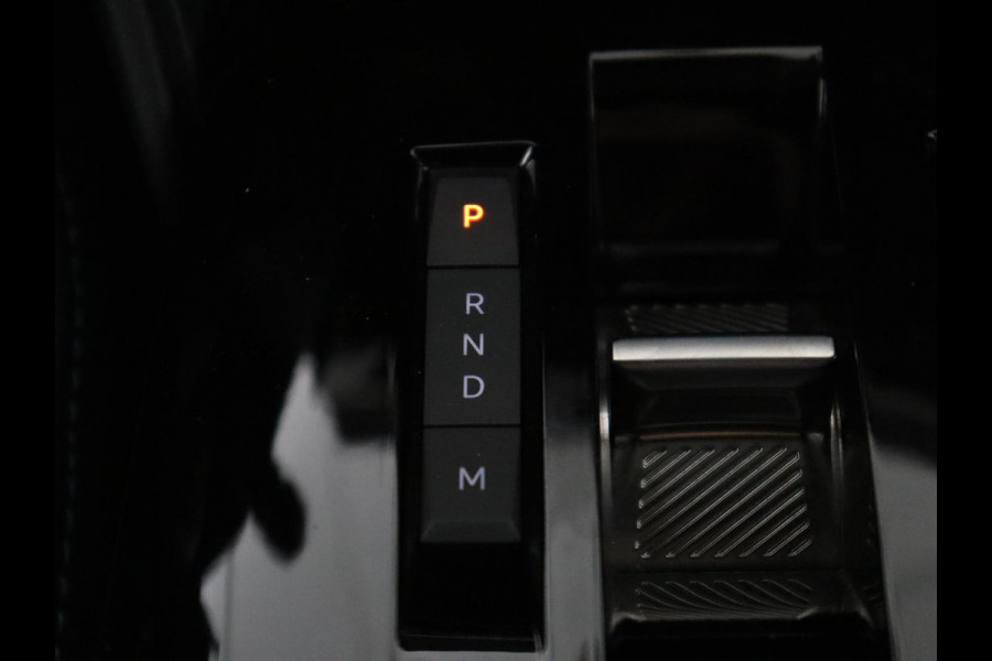 Citroën C4 1.2 Puretech Feel Pack | Automaat | Trekhaak | Camera | Head-up display |