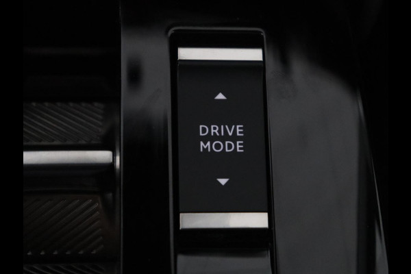 Citroën C4 1.2 Puretech Feel Pack | Automaat | Trekhaak | Camera | Head-up display |