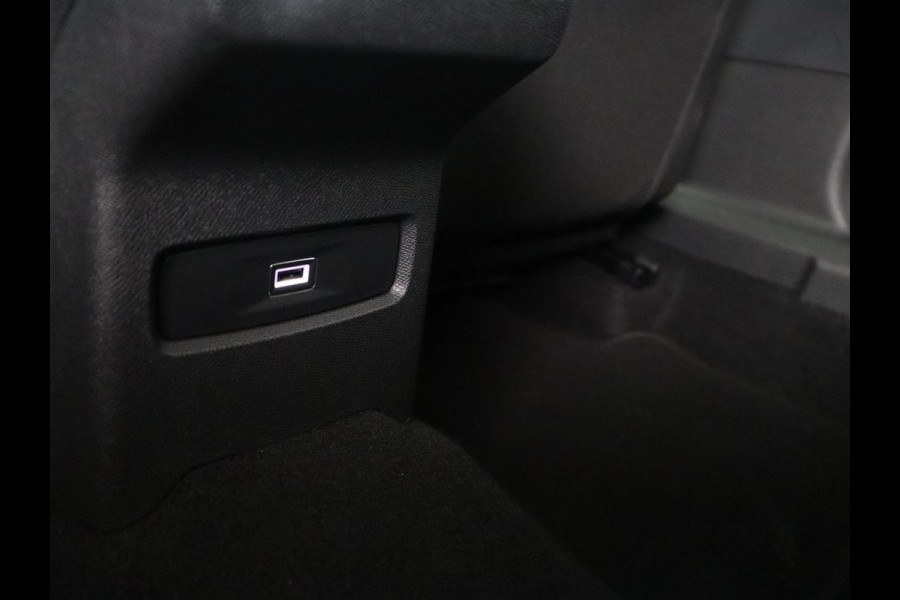 Citroën C4 1.2 Puretech Feel Pack | Automaat | Trekhaak | Camera | Head-up display |