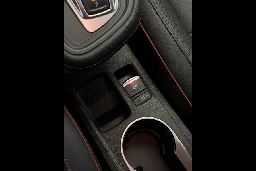 Renault Captur 1.6 E-Tech Plug-in Hybrid 160 Initiale Paris Camera
