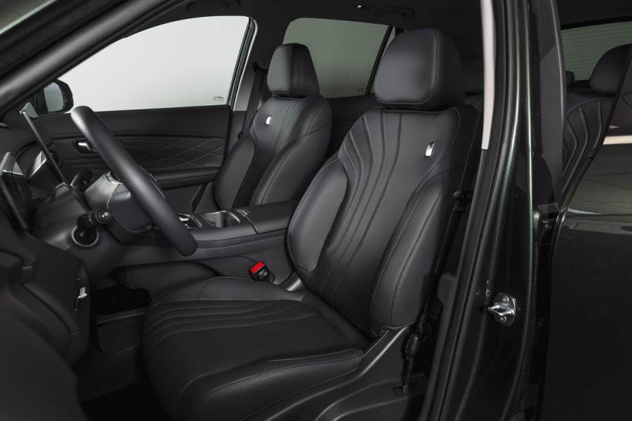 GEELY Starray EM-i 1.5 Pro PHEV | 83km Elektrisch | 360° Camera | Stoel-+Stuurverwarming | Adaptive Cruise | Leer | NAV+Carplay | 18" | 7471