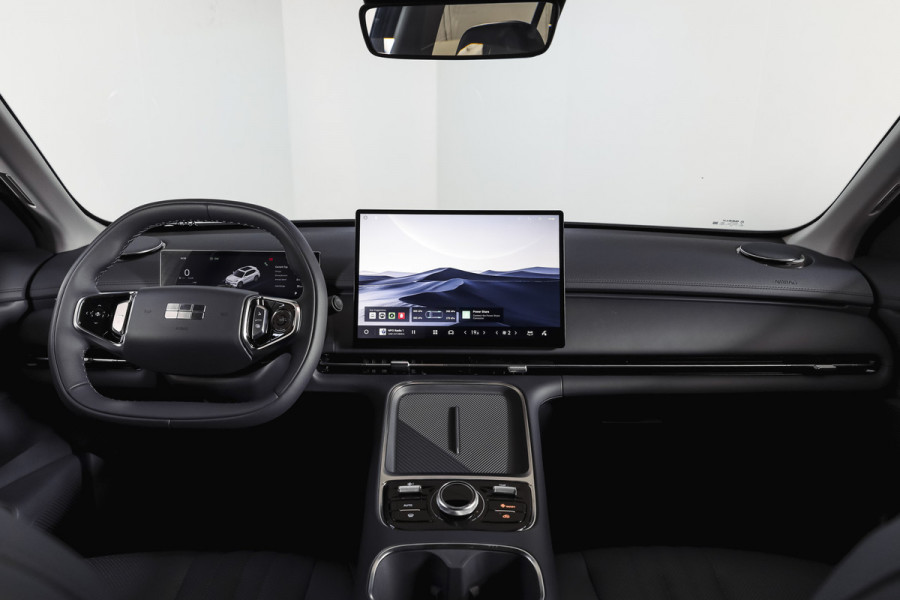 GEELY Starray EM-i 1.5 Pro PHEV | 83km Elektrisch | 360° Camera | Stoel-+Stuurverwarming | Adaptive Cruise | Leer | NAV+Carplay | 18" | 7540